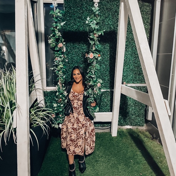 Abercrombie & Fitch Dresses & Skirts - Brown floral Abercrombie and Fitch dress size small